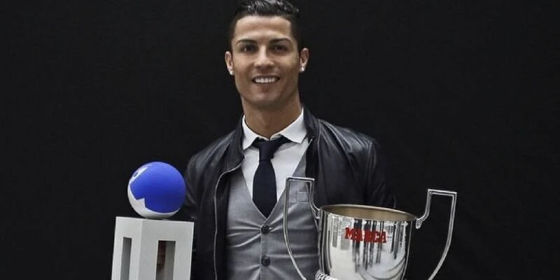 Cristiano Ronaldo - Kỳ phùng địch thủ của huyền thoại Messi